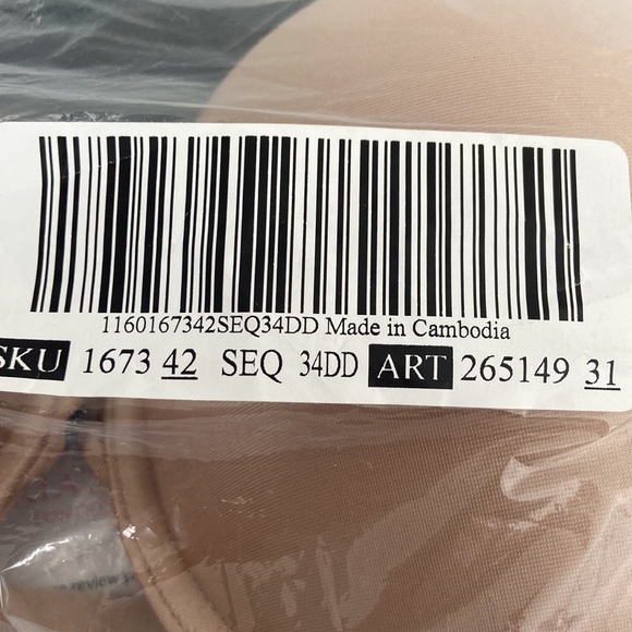 Victoria’s Secret Bombshell push up bra. 34DD. Never worn. - Picture 4 of 4